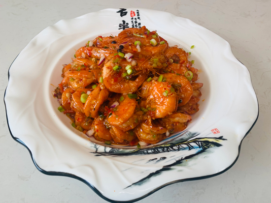 厨师培训学校教你正宗的脆皮炸虾做法