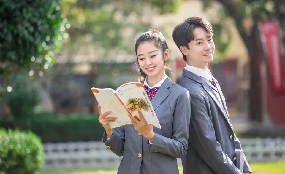 @初三学生，中考将近！要做好两手准备重要！