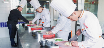 厨师长研修班（六个月）